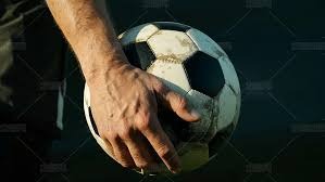 112-124！东契奇42+7+8难救主，詹姆斯22分，湖人不敌国王遭3连败